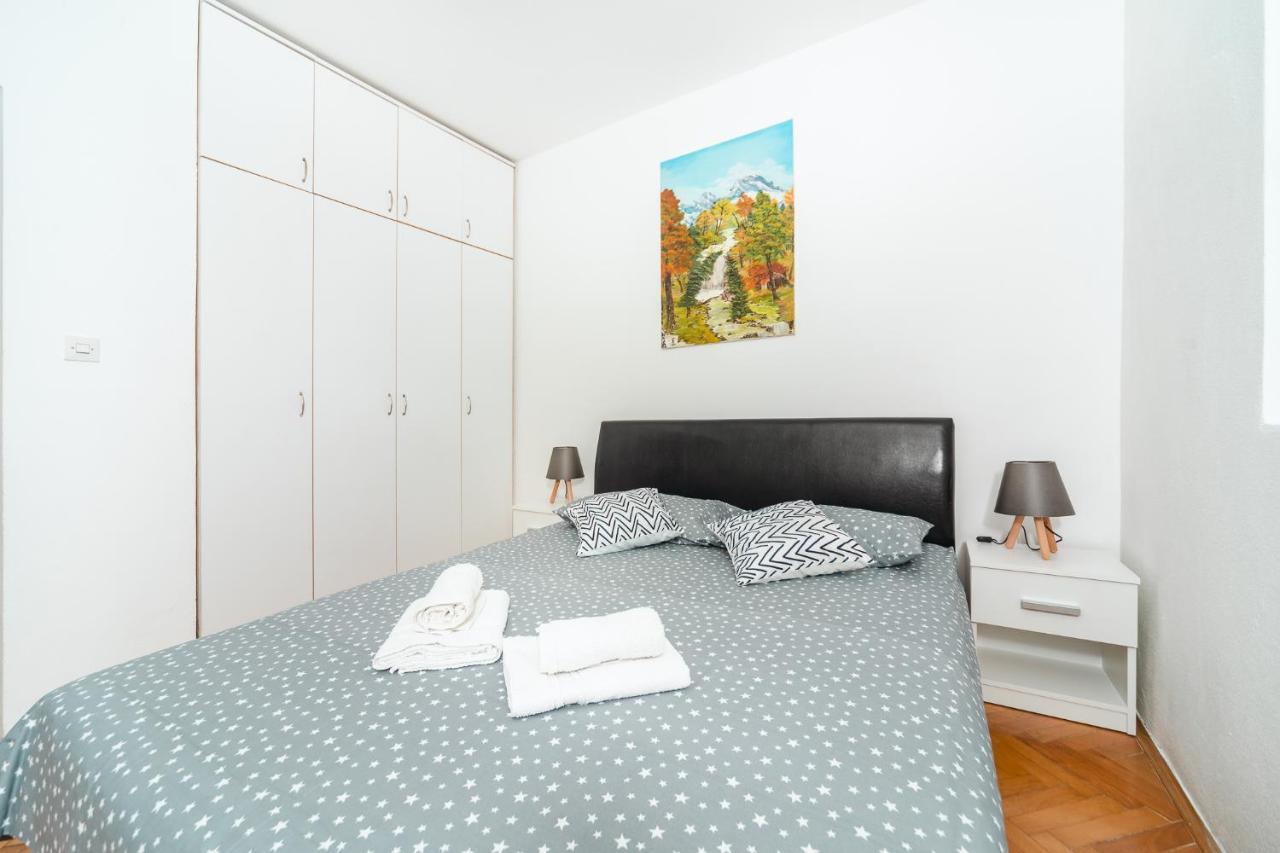Apartment Matea Kotor Extérieur photo